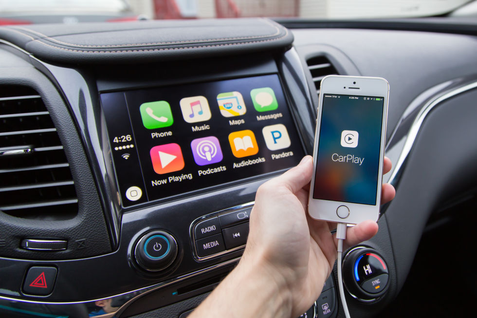Los fabricantes de autos apuestan por CarPlay de Apple